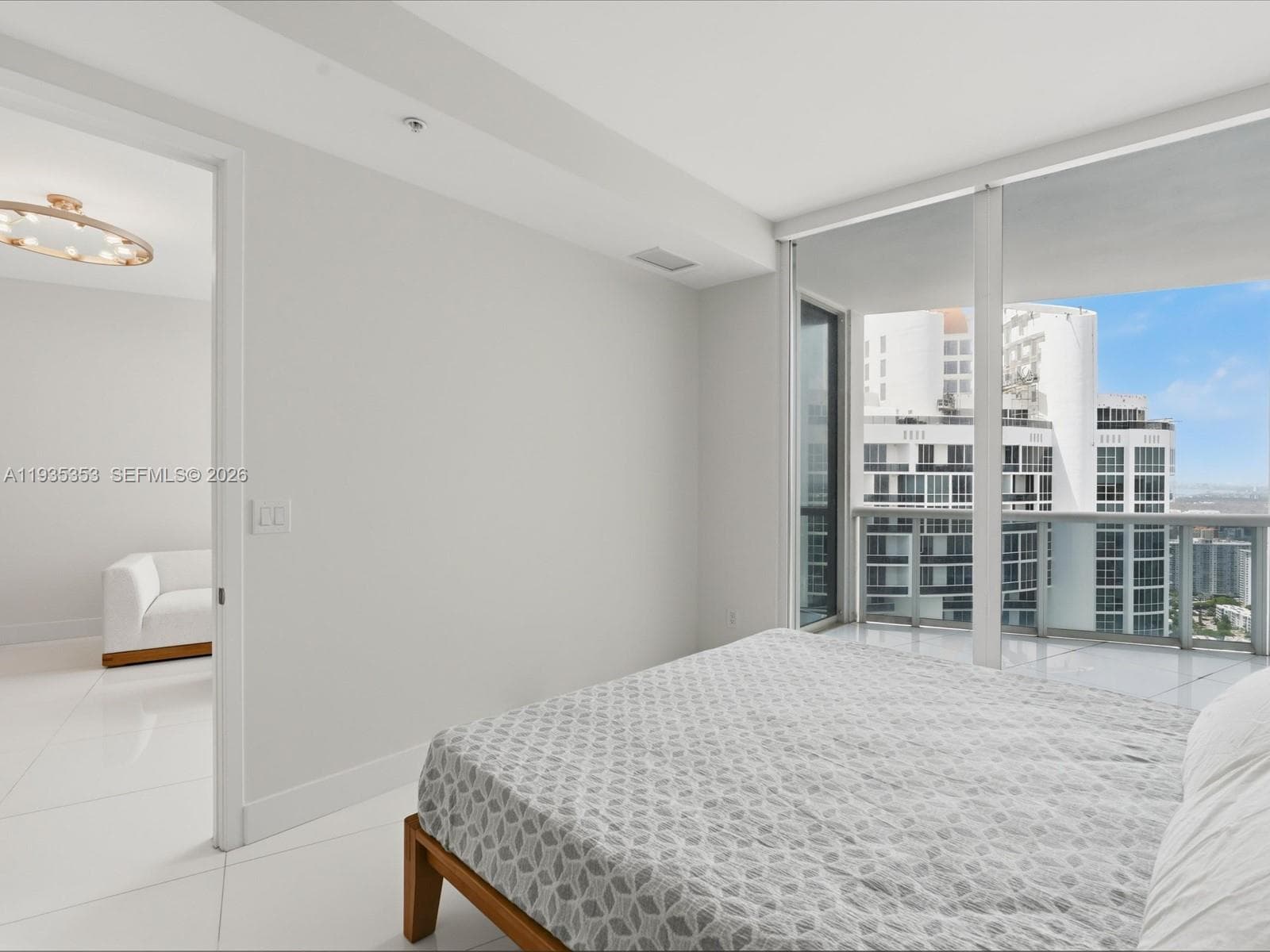 18201 Collins Ave 5508 photo 23