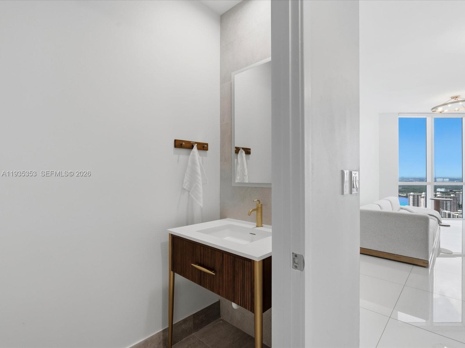 18201 Collins Ave 5508 photo 20
