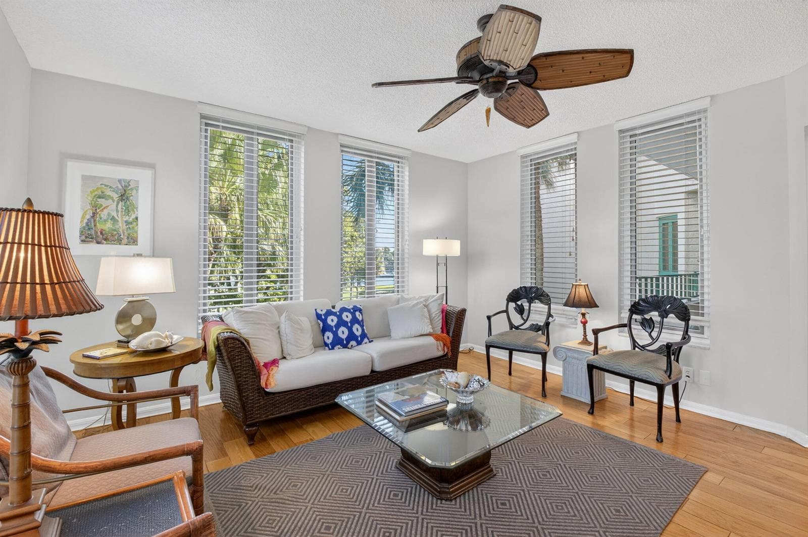 100 SE 5th Avenue 308 photo 25