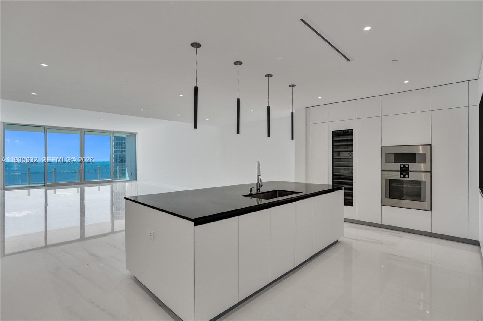300 Biscayne Blvd Way 3704C photo 19