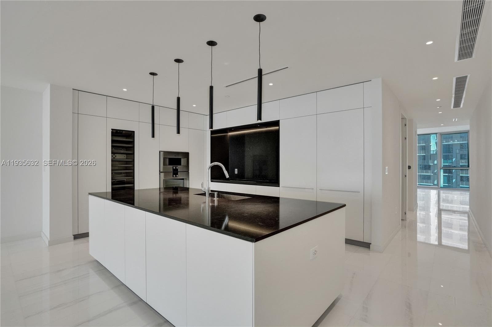 300 Biscayne Blvd Way 3704C photo 25