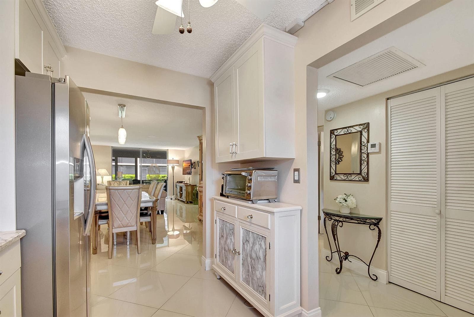 740 E Ocean Avenue 105 photo 8