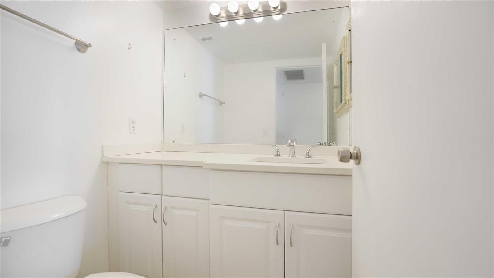 3430 Galt Ocean Drive 205 photo 14