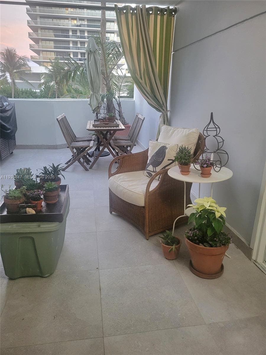 5880 Collins Ave 302 photo 18