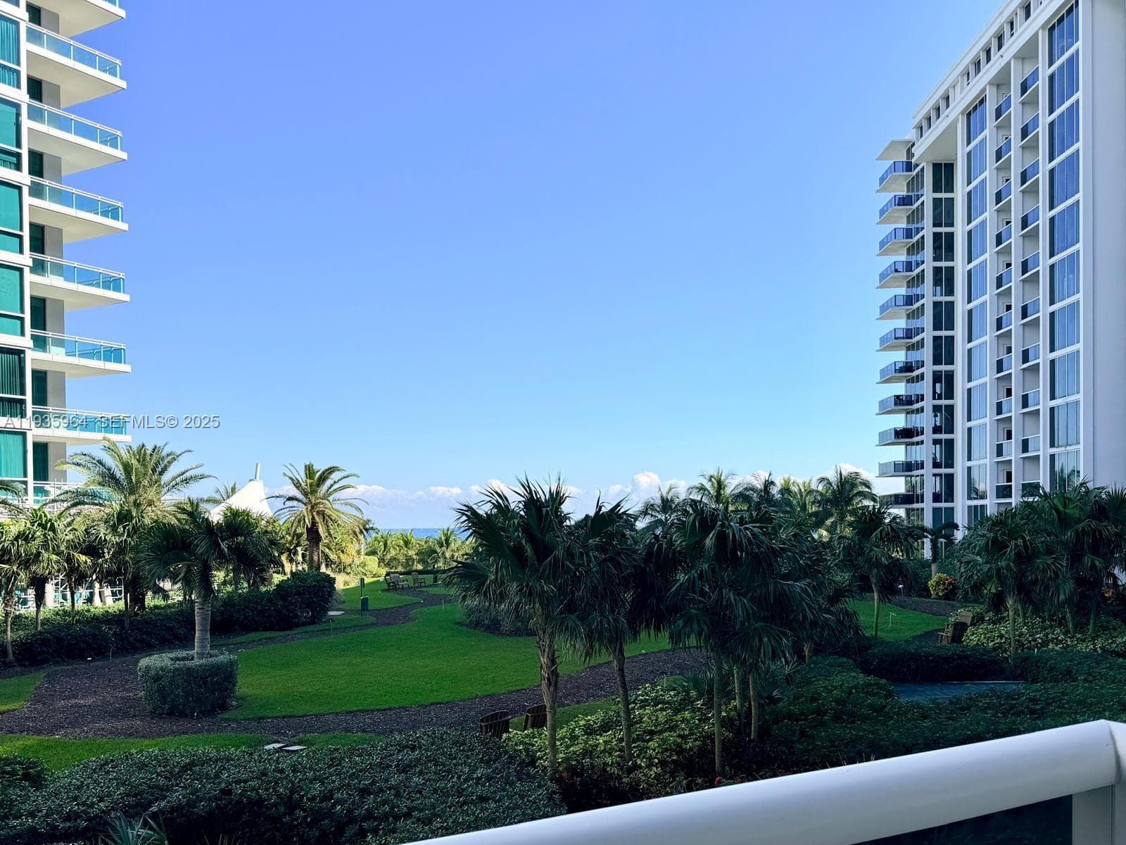 10275 Collins Ave 333 photo 19