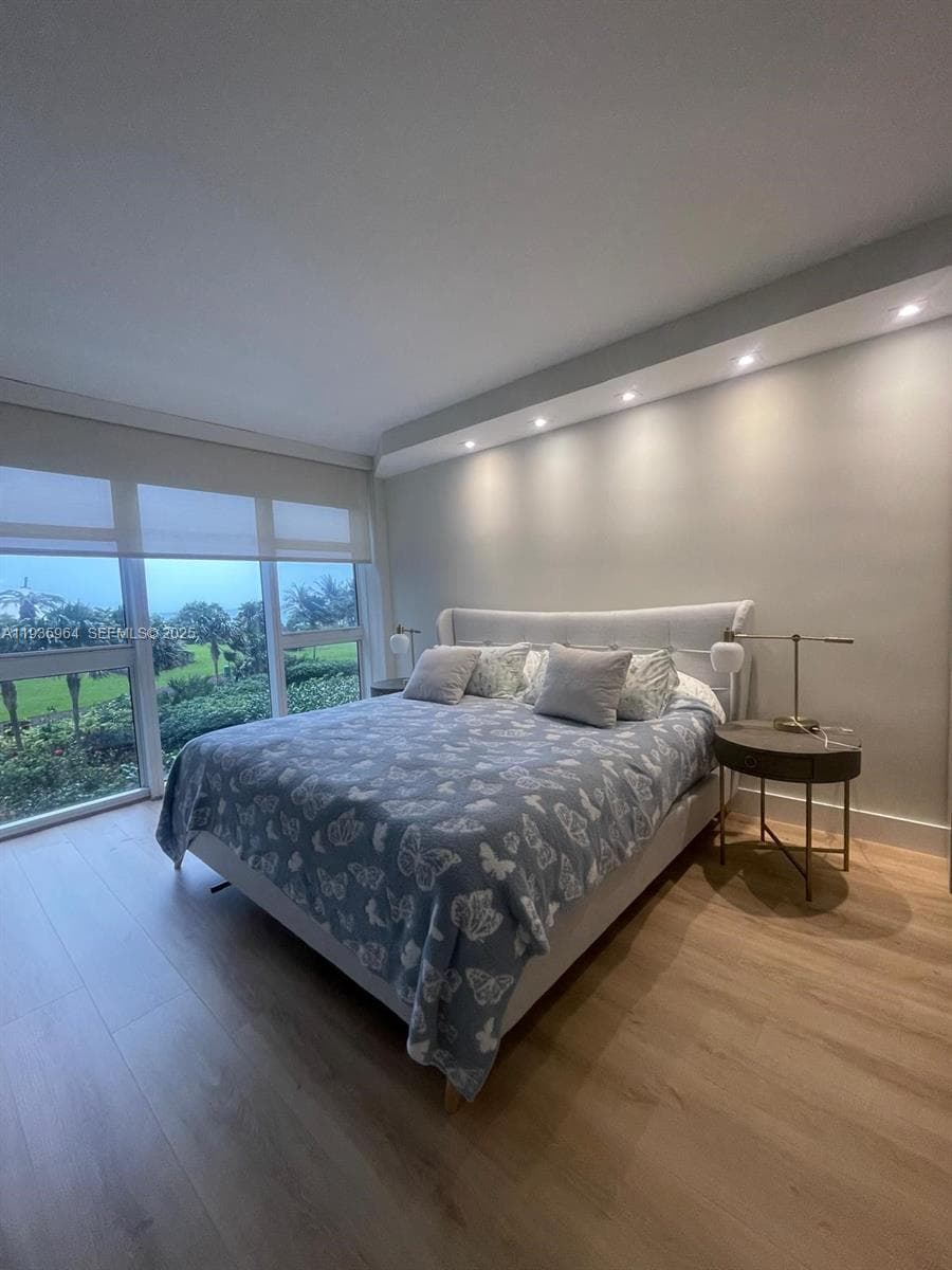 10275 Collins Ave 333 photo 8