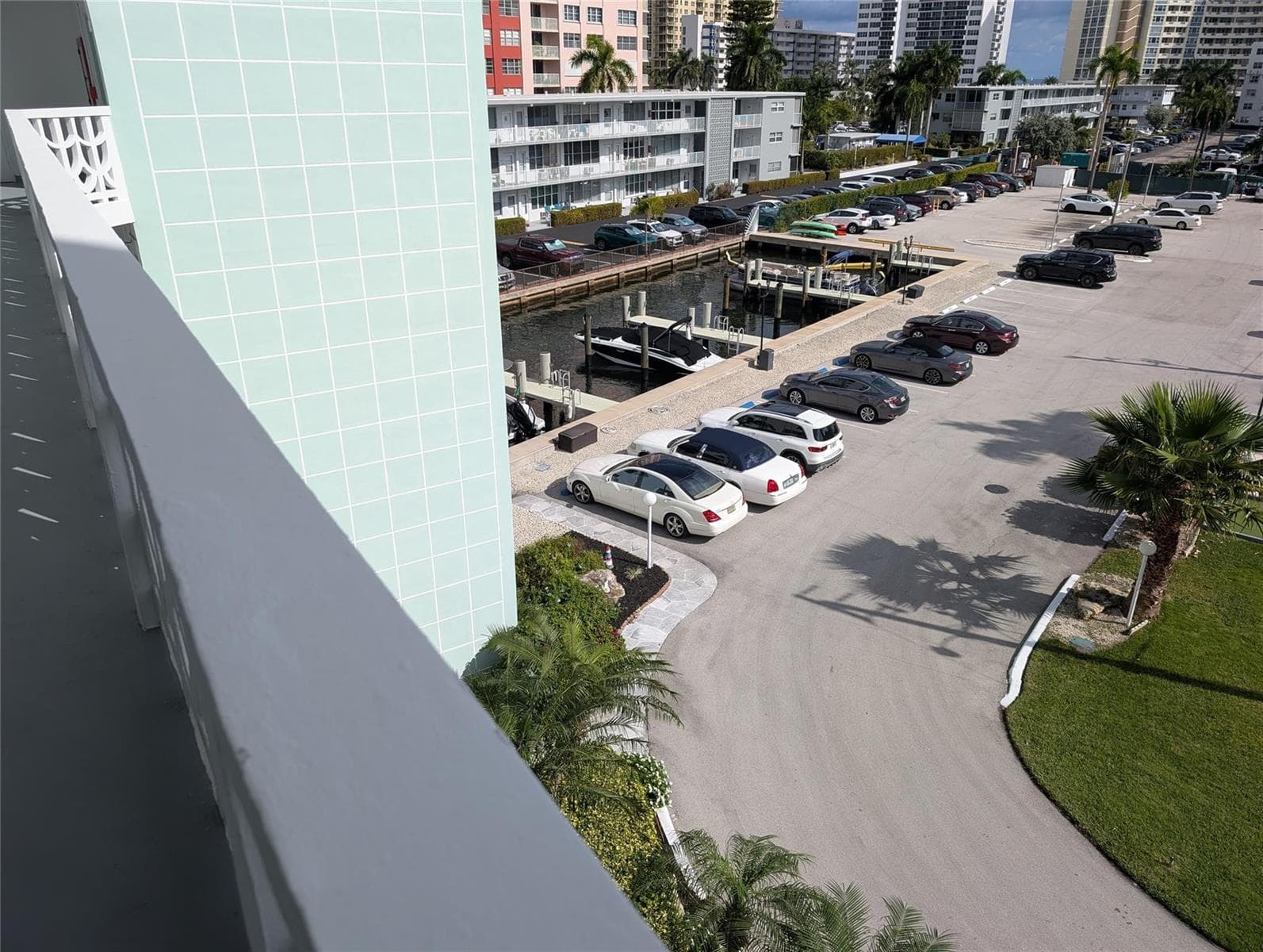 3209 S Ocean Drive 4E photo 22