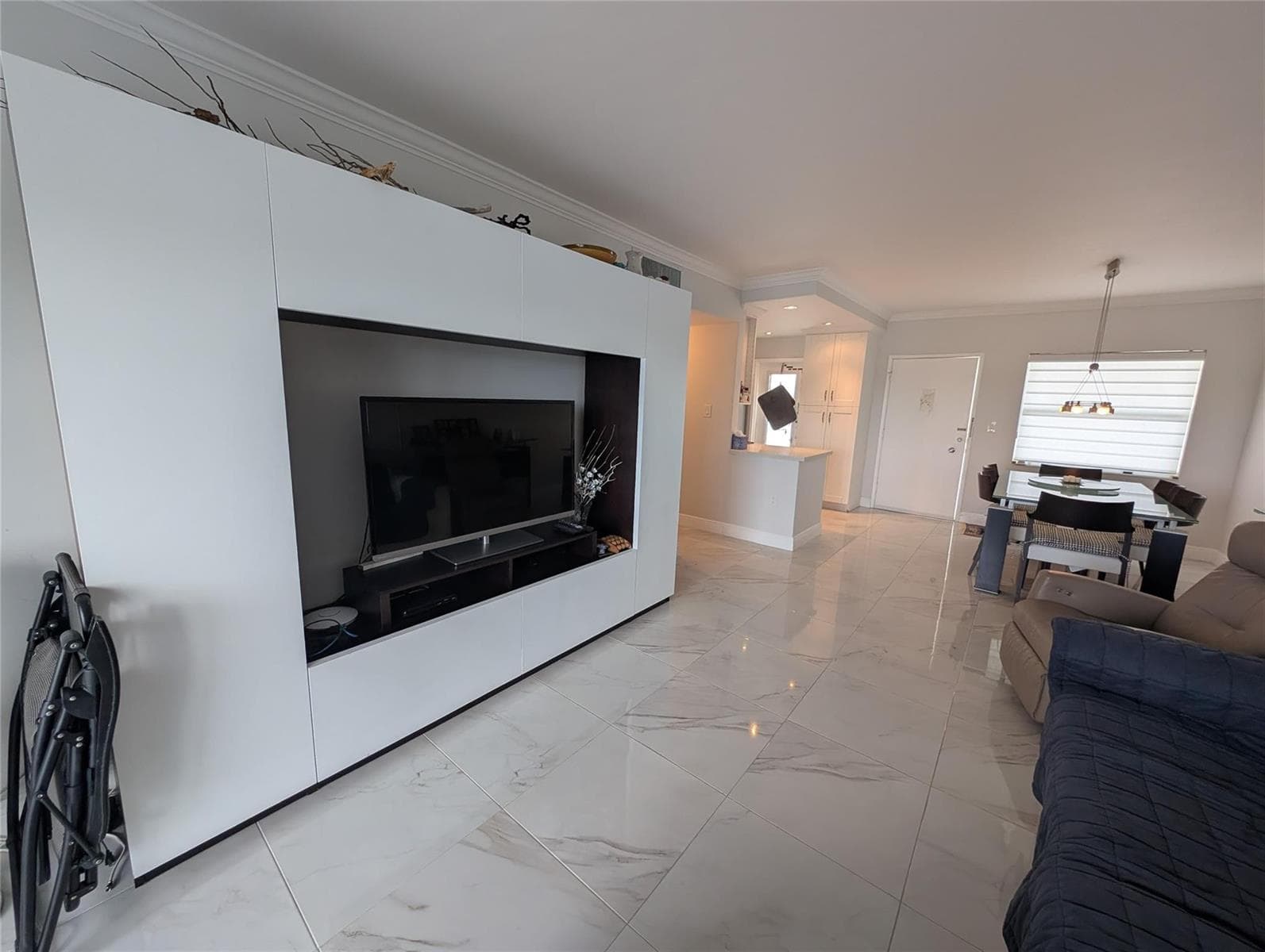3209 S Ocean Drive 4E photo 9