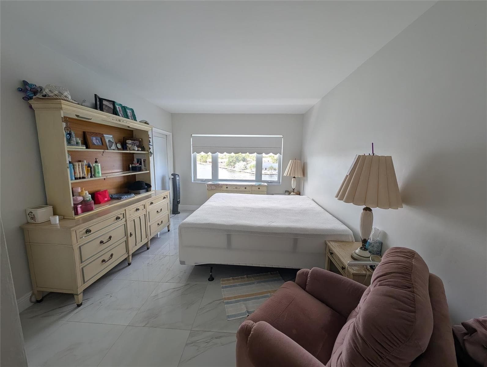3209 S Ocean Drive 4E photo 11