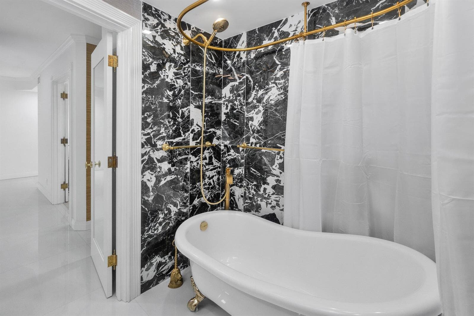 44 Cocoanut Row 526b photo 16
