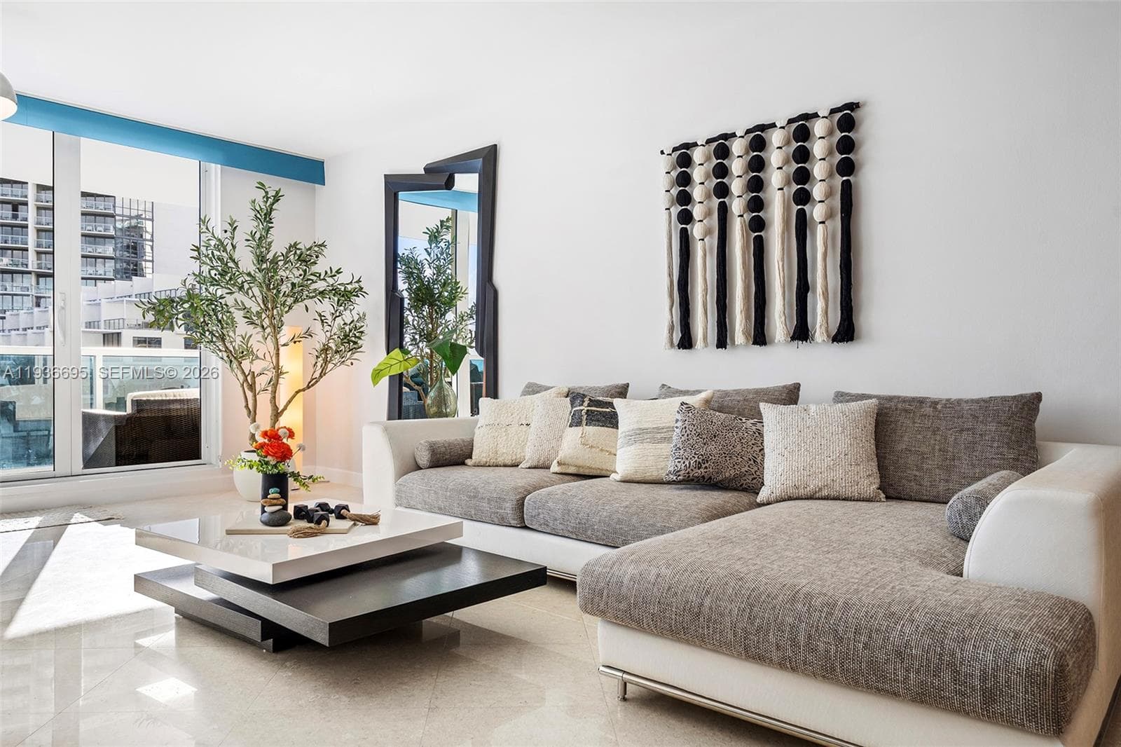2301 Collins Ave 408 photo 14