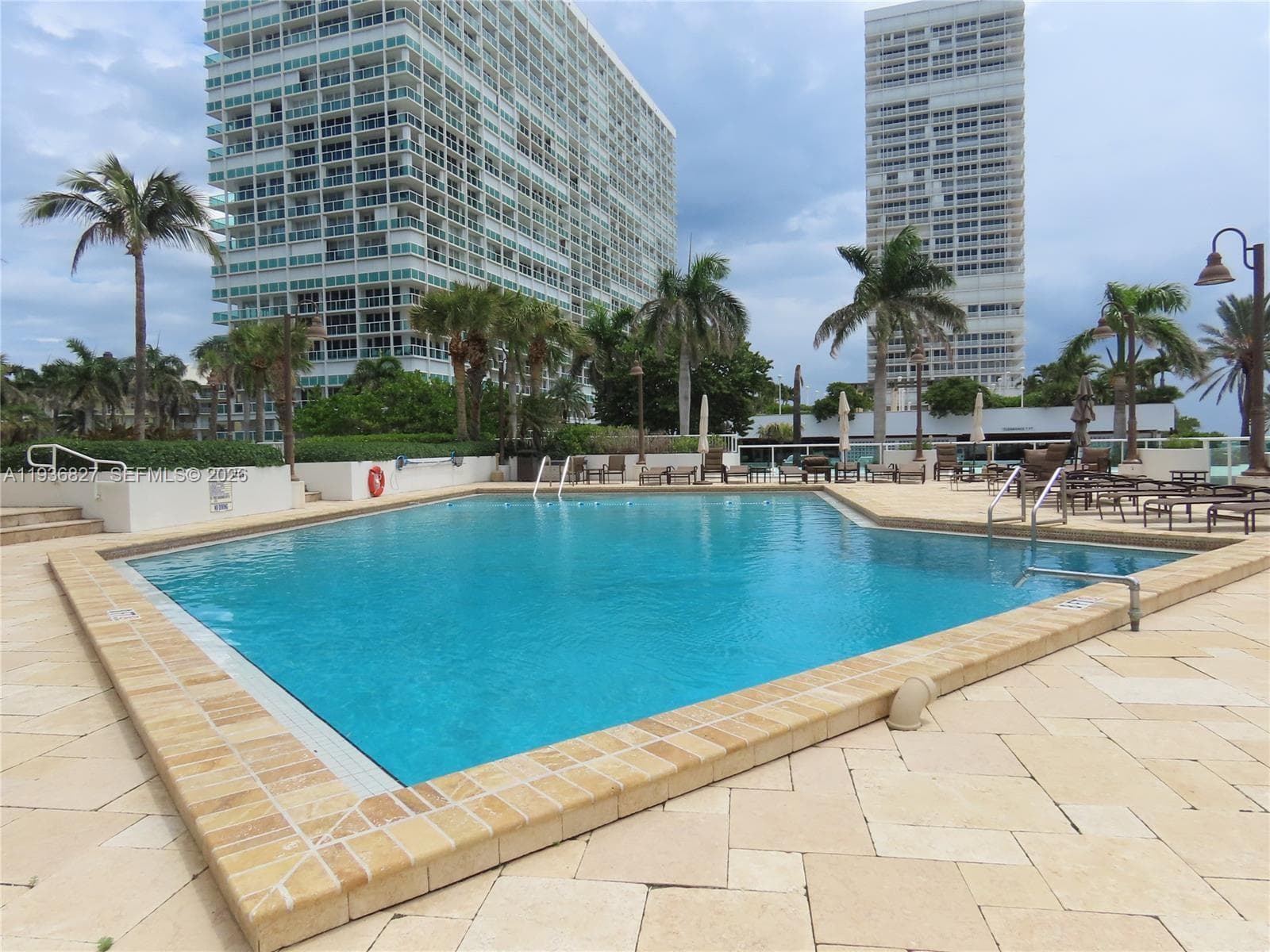 2000 S Ocean Dr 309 photo 7