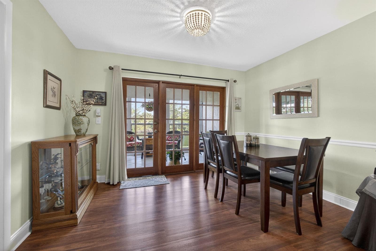 135 Lake Anne Drive photo 12