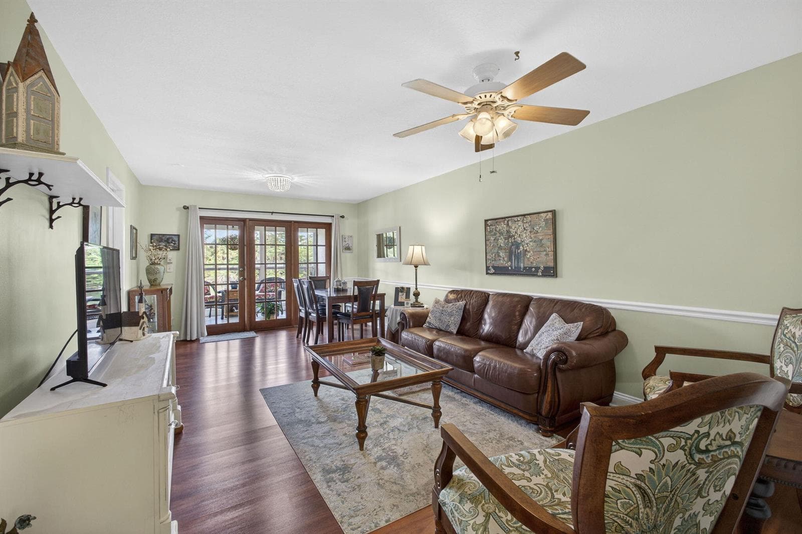 135 Lake Anne Drive photo 9