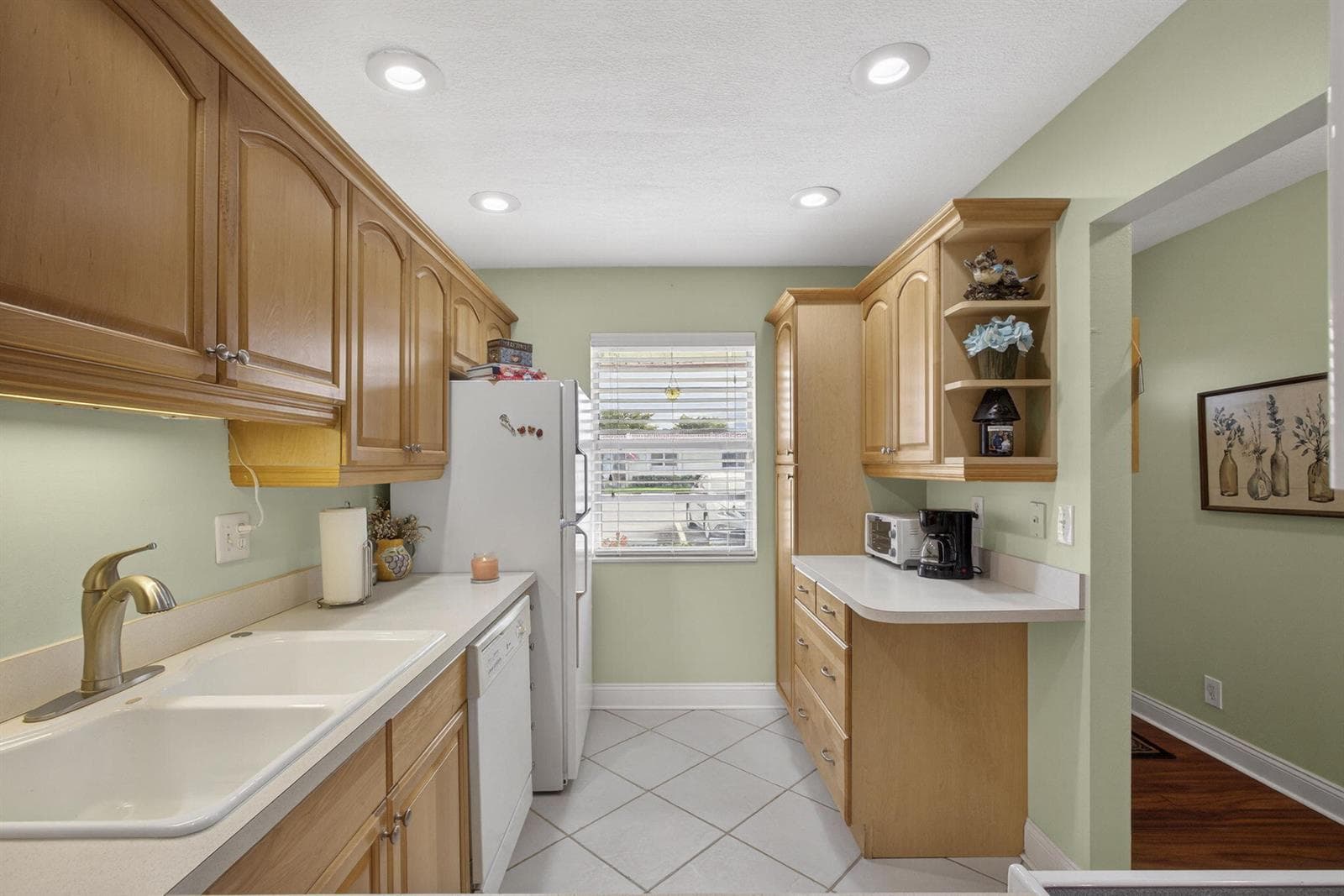 135 Lake Anne Drive photo 8