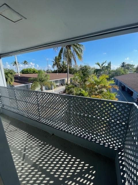 1711 S Cypress Road photo 2