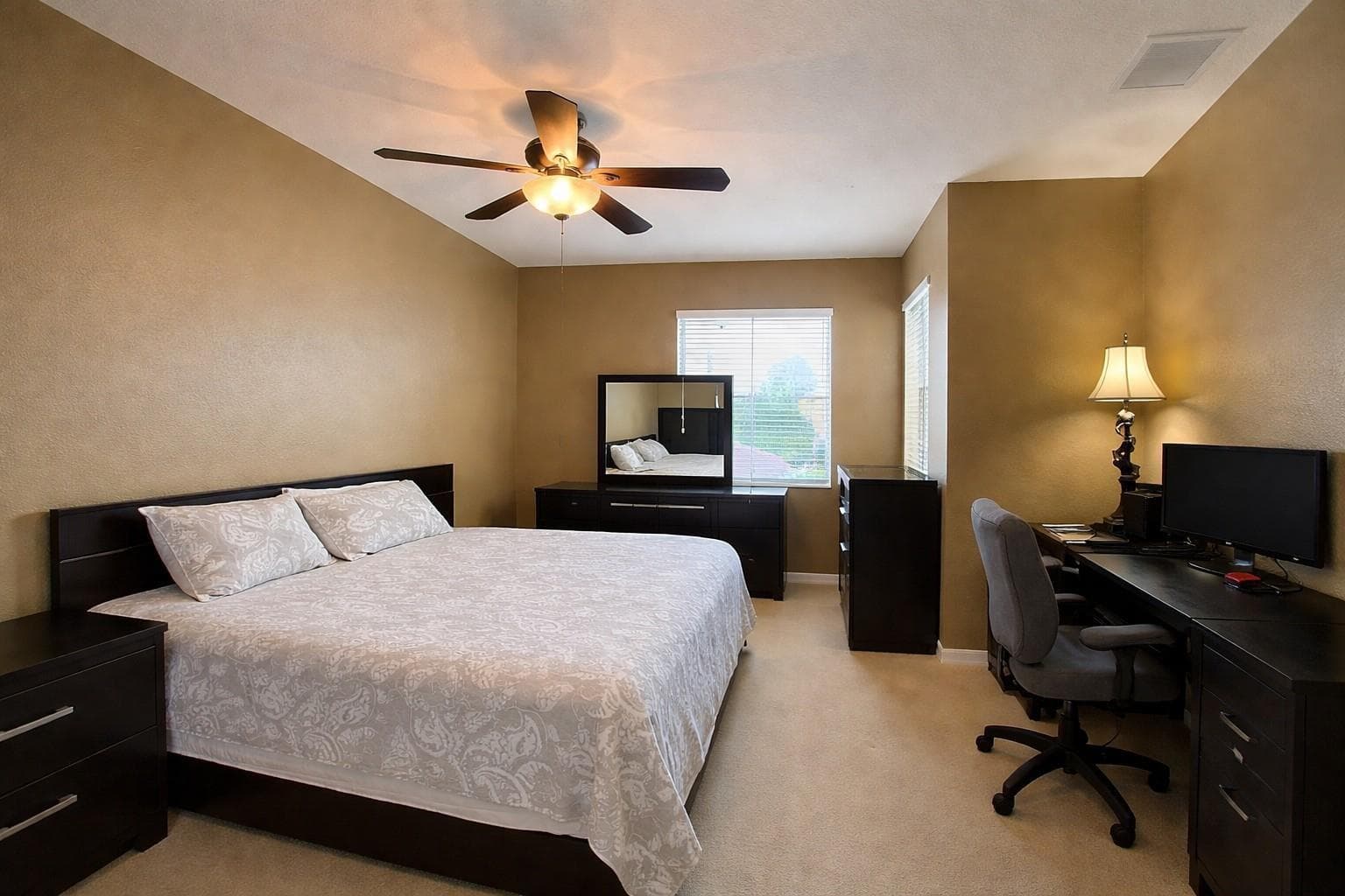 1381 Beacon Circle photo 16