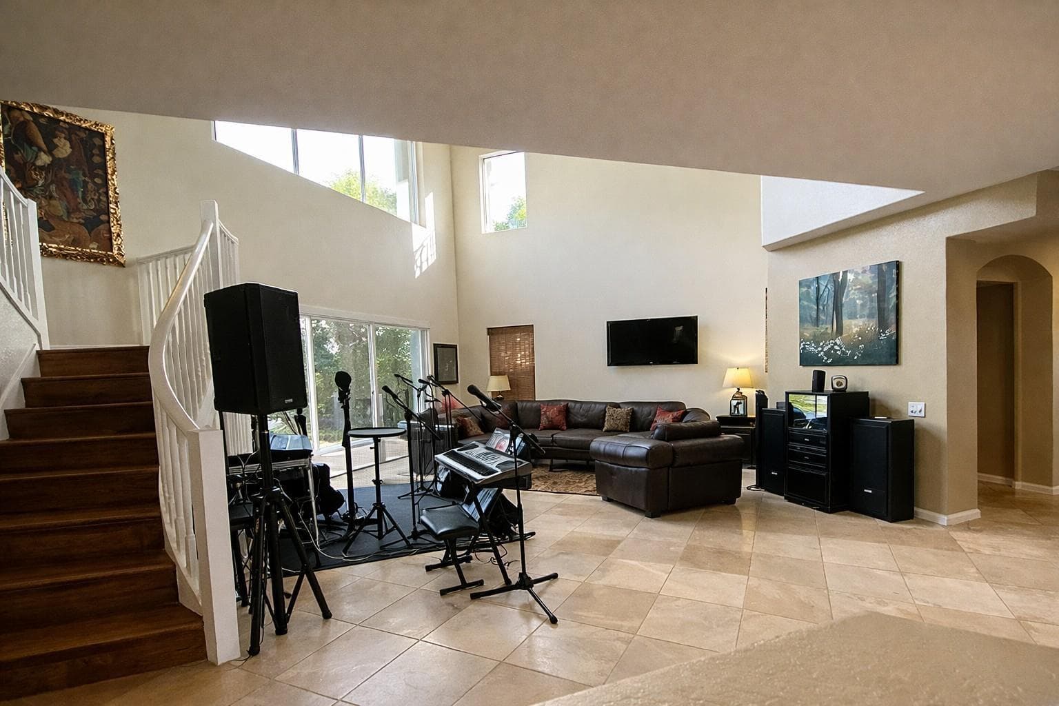 1381 Beacon Circle photo 4