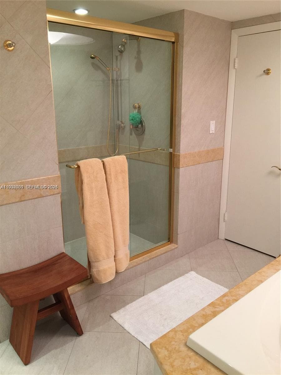1121 Crandon Blvd F1107 photo 12