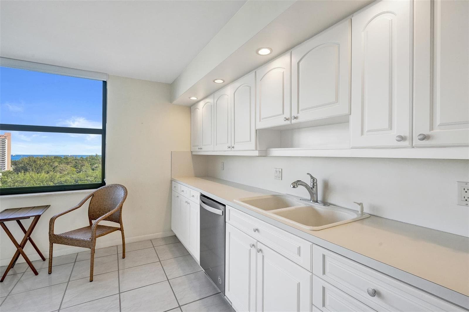 936 Intracoastal Drive 10e photo 24