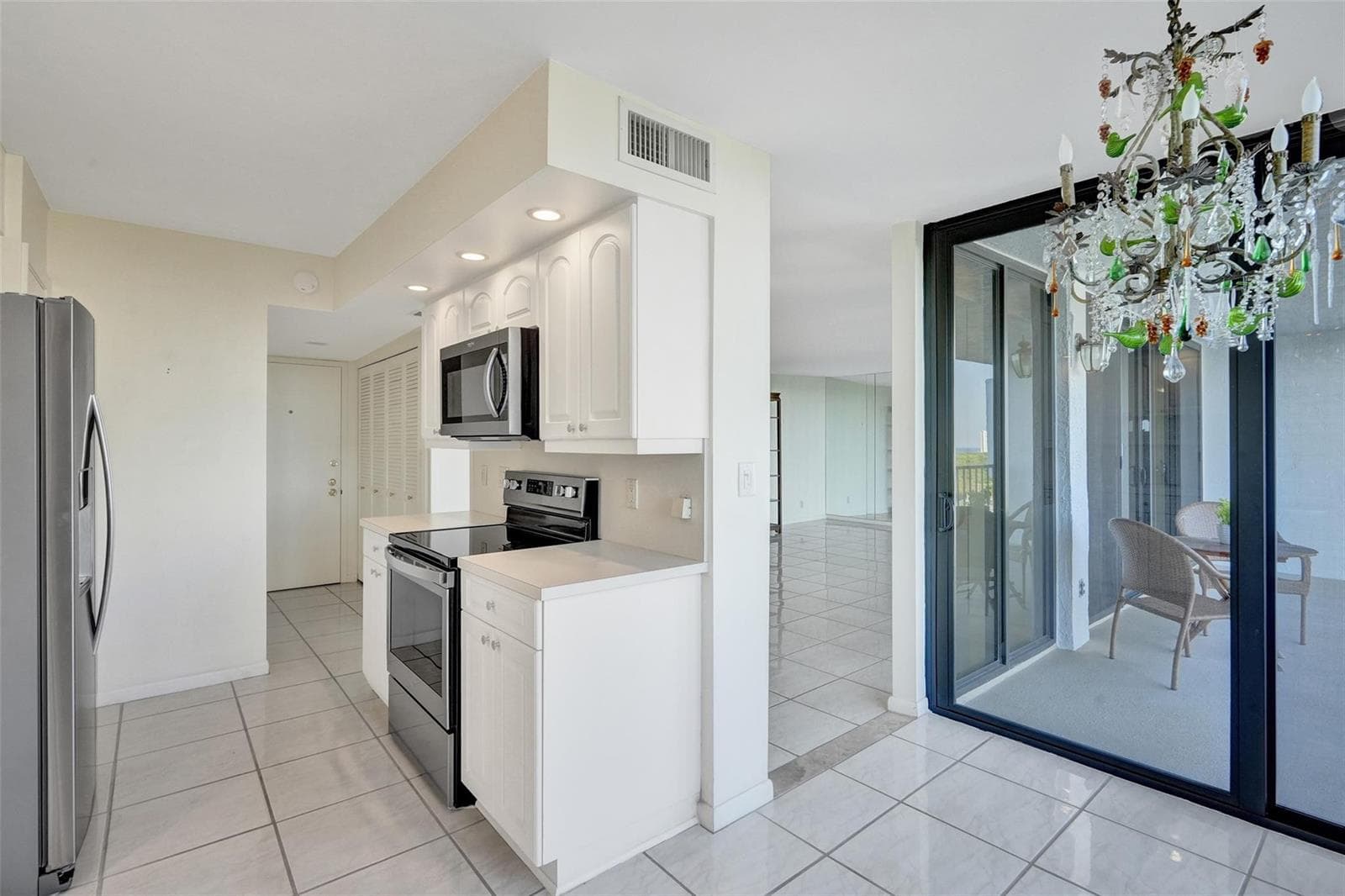 936 Intracoastal Drive 10e photo 25