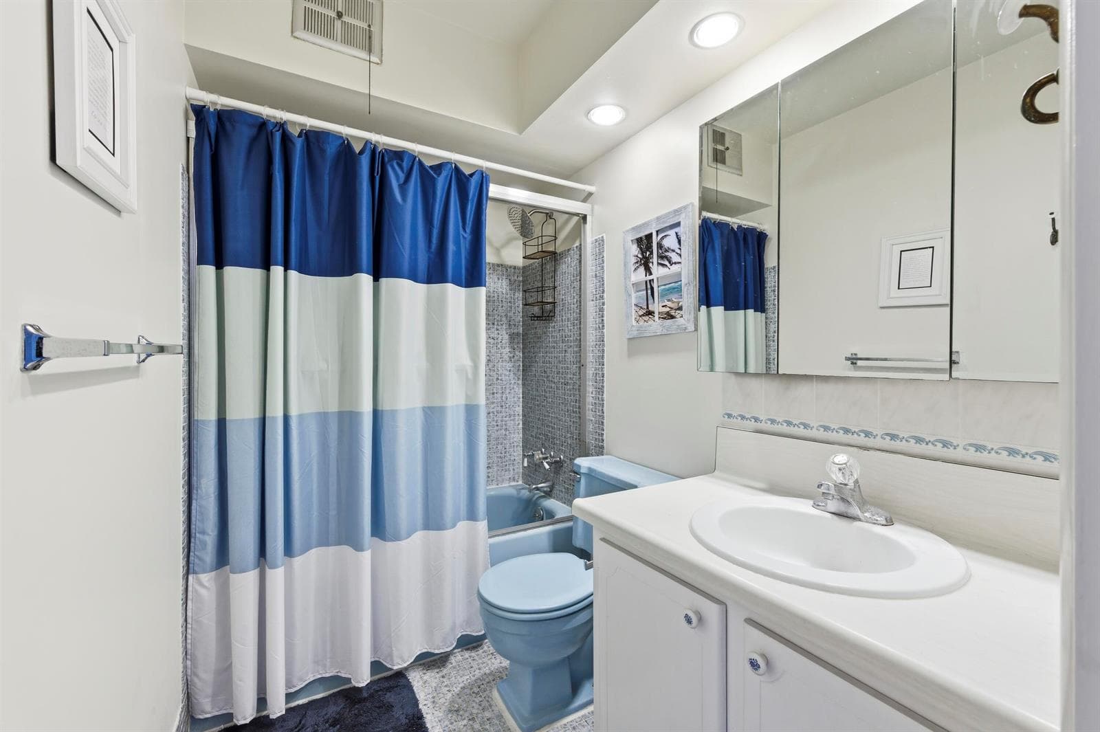 100 Doolen Court 203 photo 10