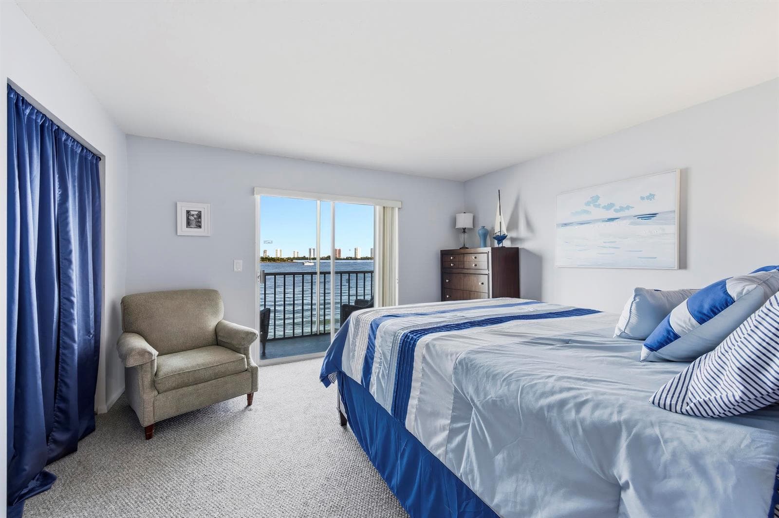100 Doolen Court 203 photo 8