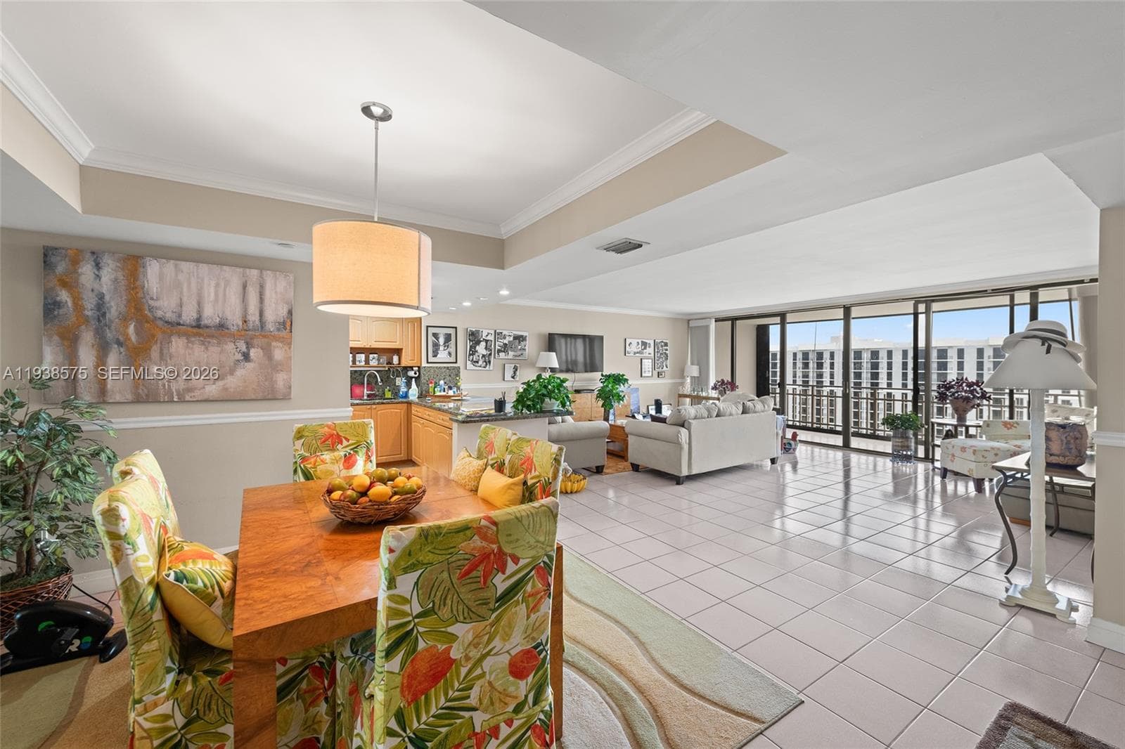 11113 Biscayne Blvd 1554 photo 7