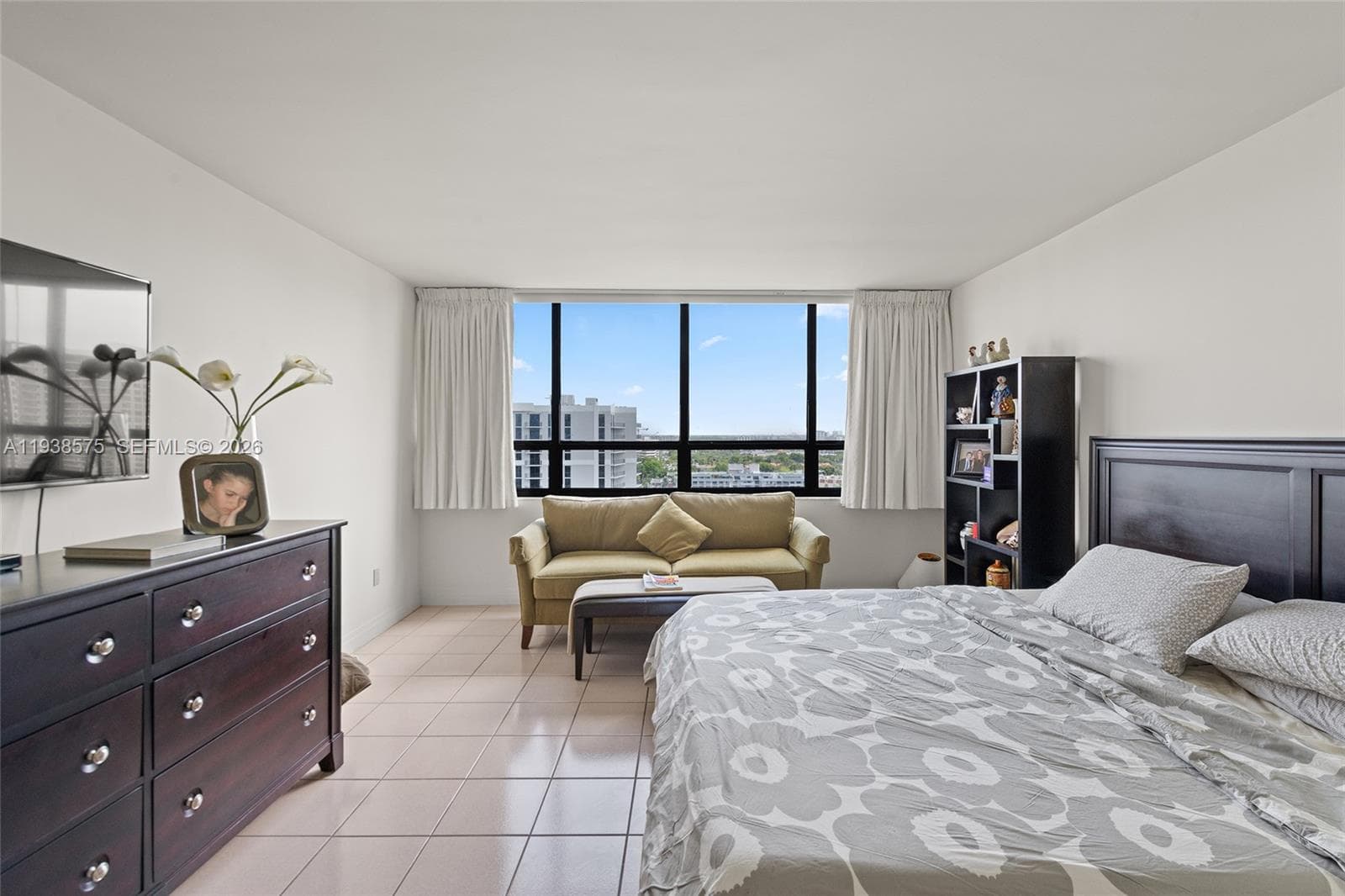 11113 Biscayne Blvd 1554 photo 9