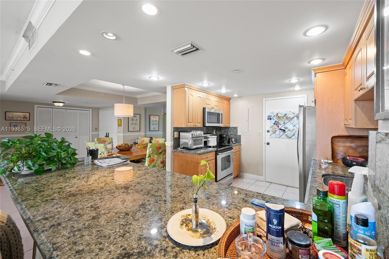 11113 Biscayne Blvd 1554 photo 4
