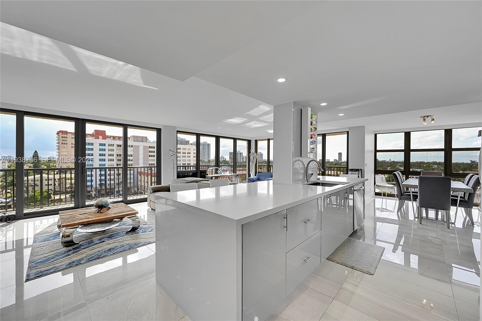 2049 S Ocean Dr 701 photo 5