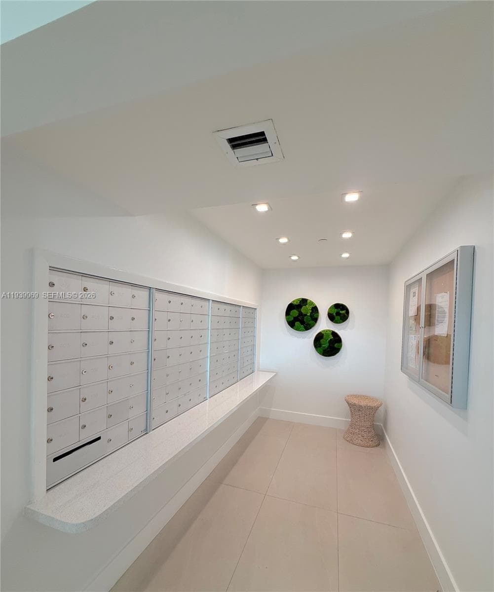 5900 Collins Ave 1405 photo 6