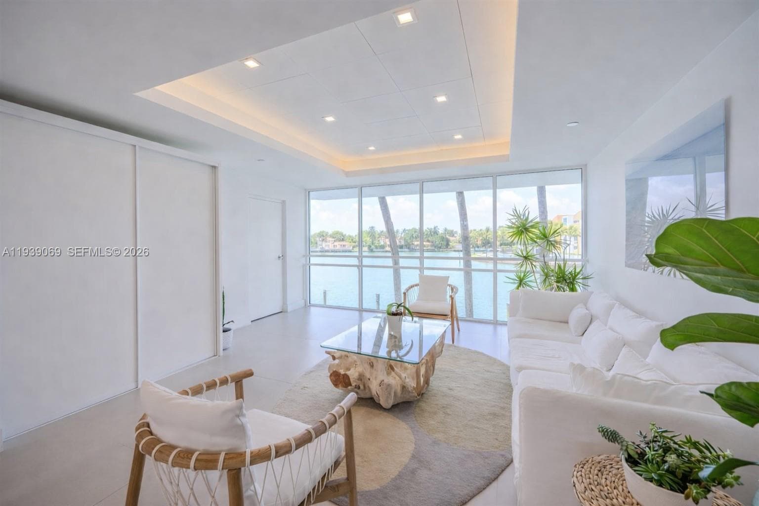 5900 Collins Ave 1405 photo 5