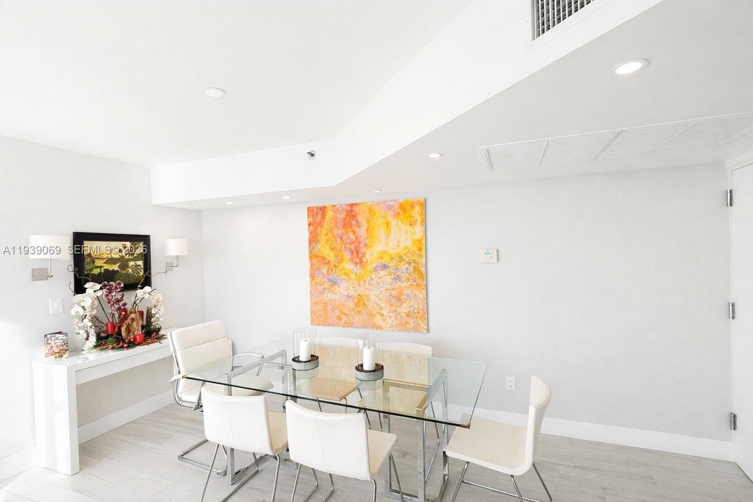 5900 Collins Ave 1405 photo 9