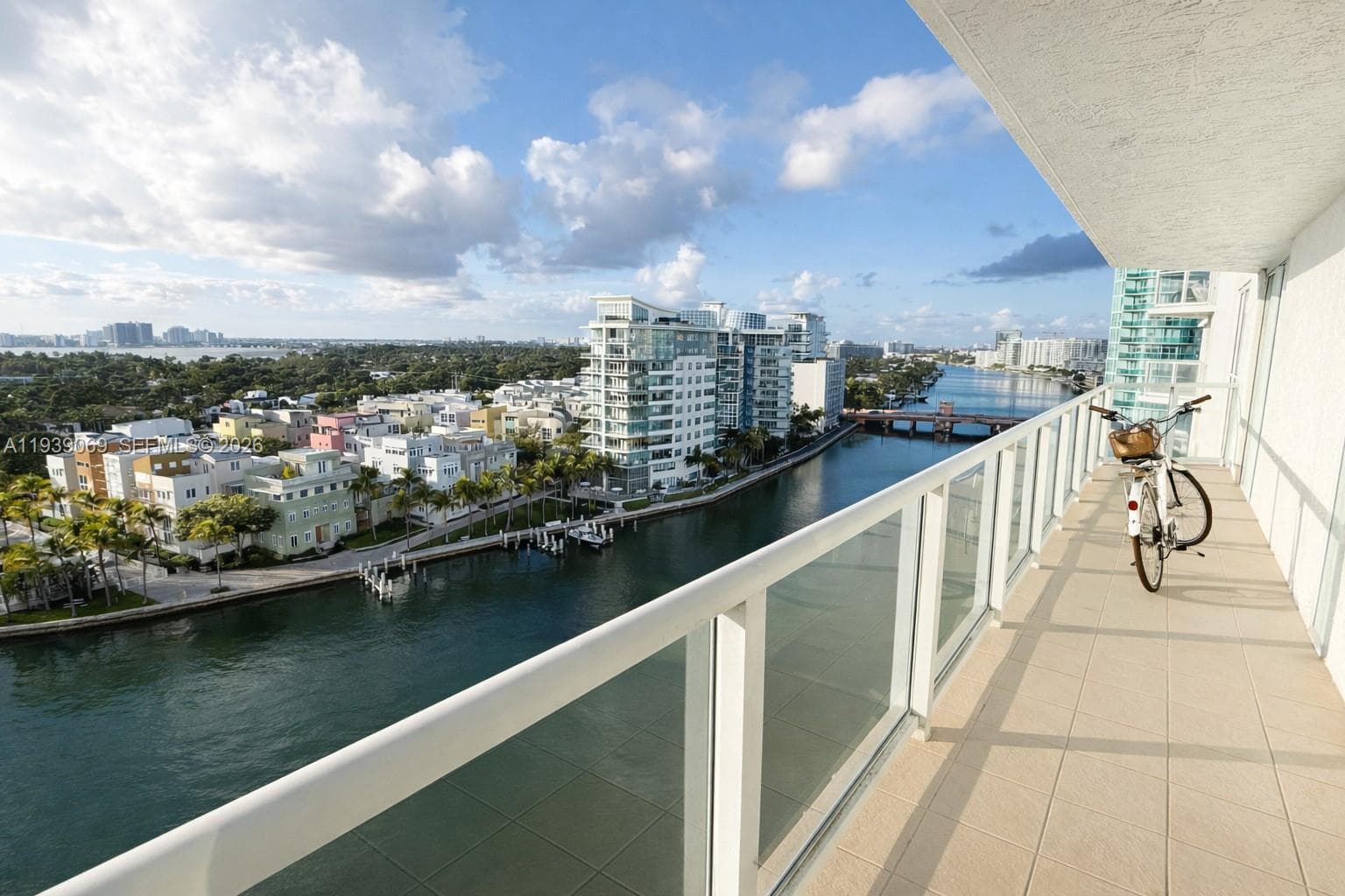 5900 Collins Ave 1405 photo 19