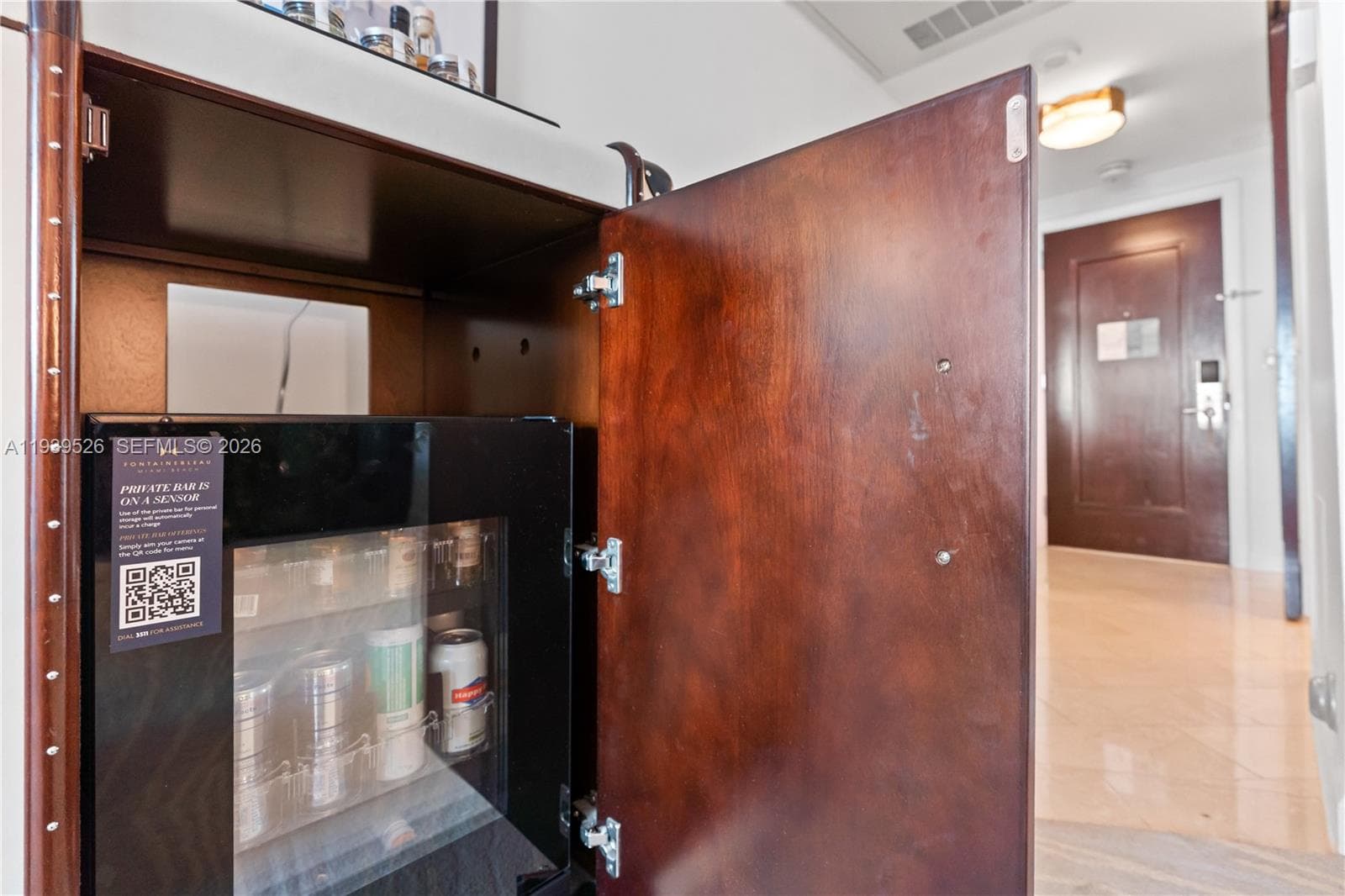4391 Collins Ave 303 photo 13