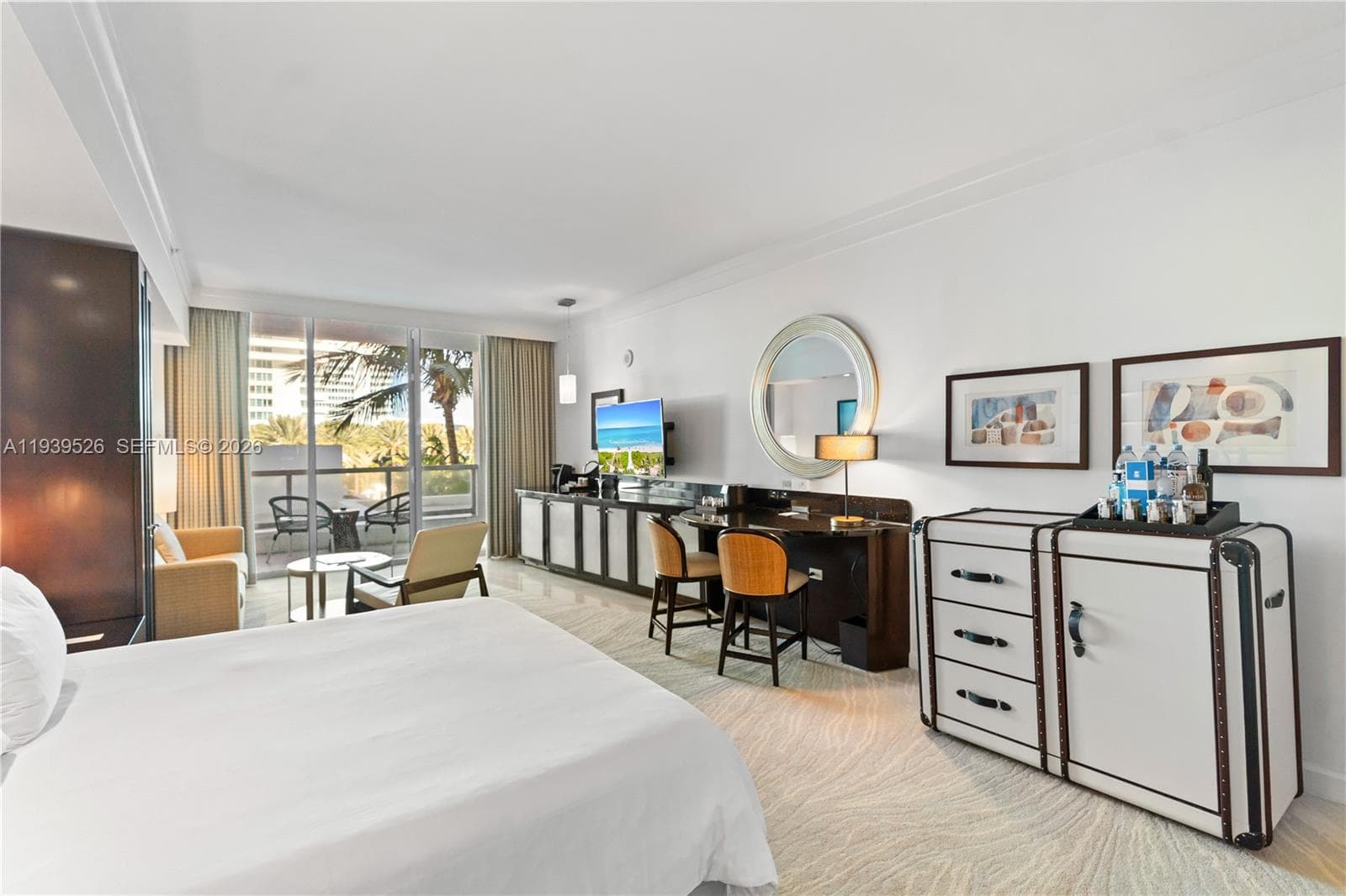 4391 Collins Ave 303 photo 7
