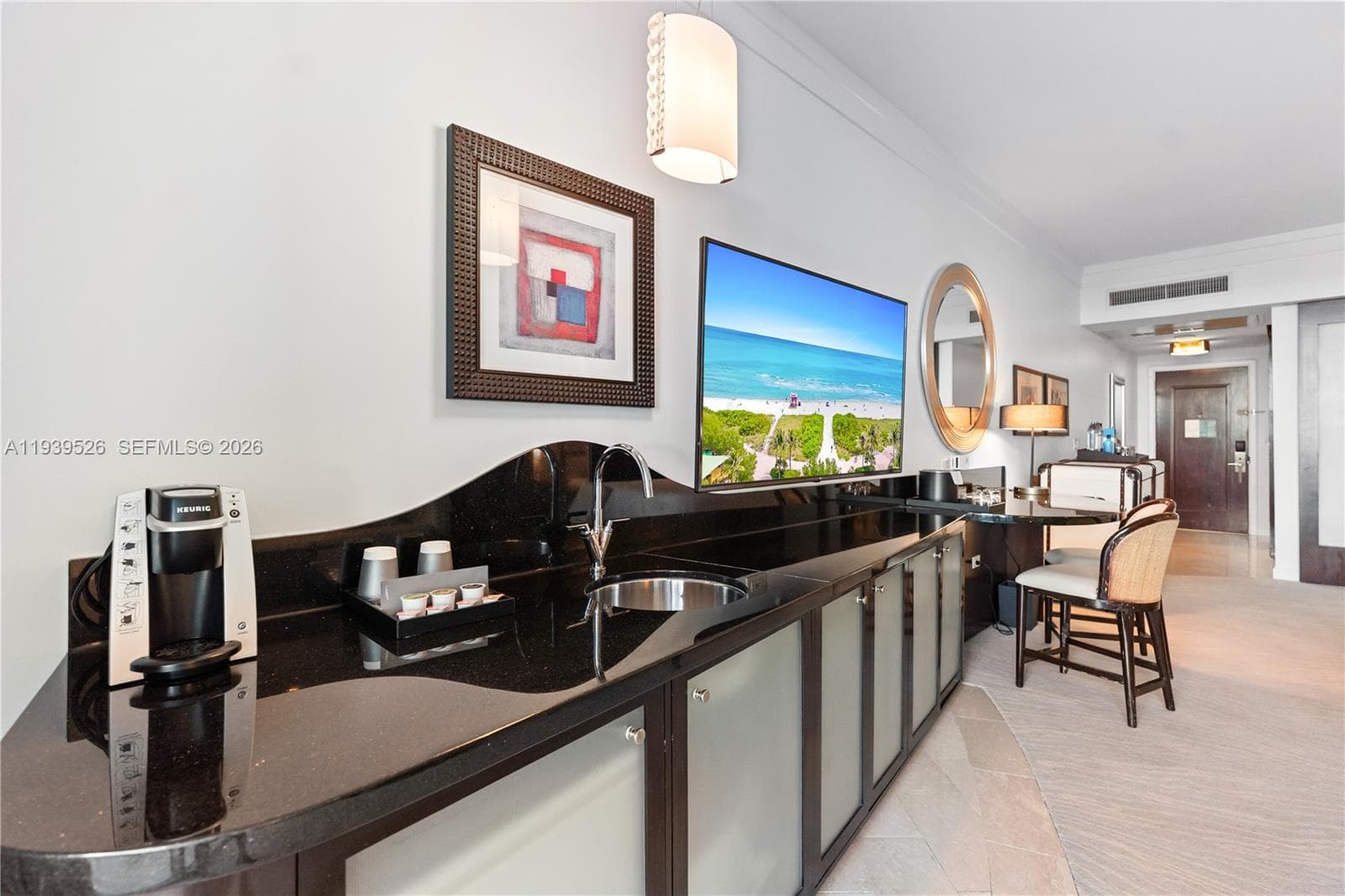 4391 Collins Ave 303 photo 10