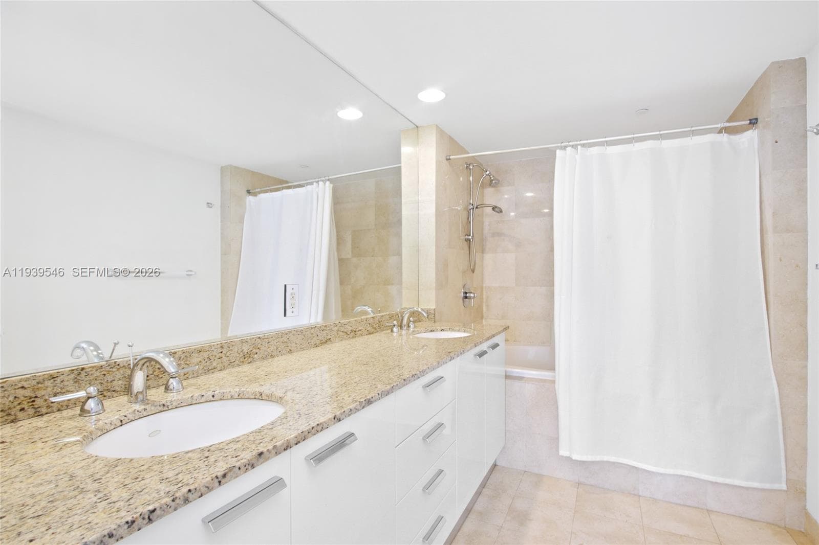 1850 S OCEAN DR 1608 photo 22