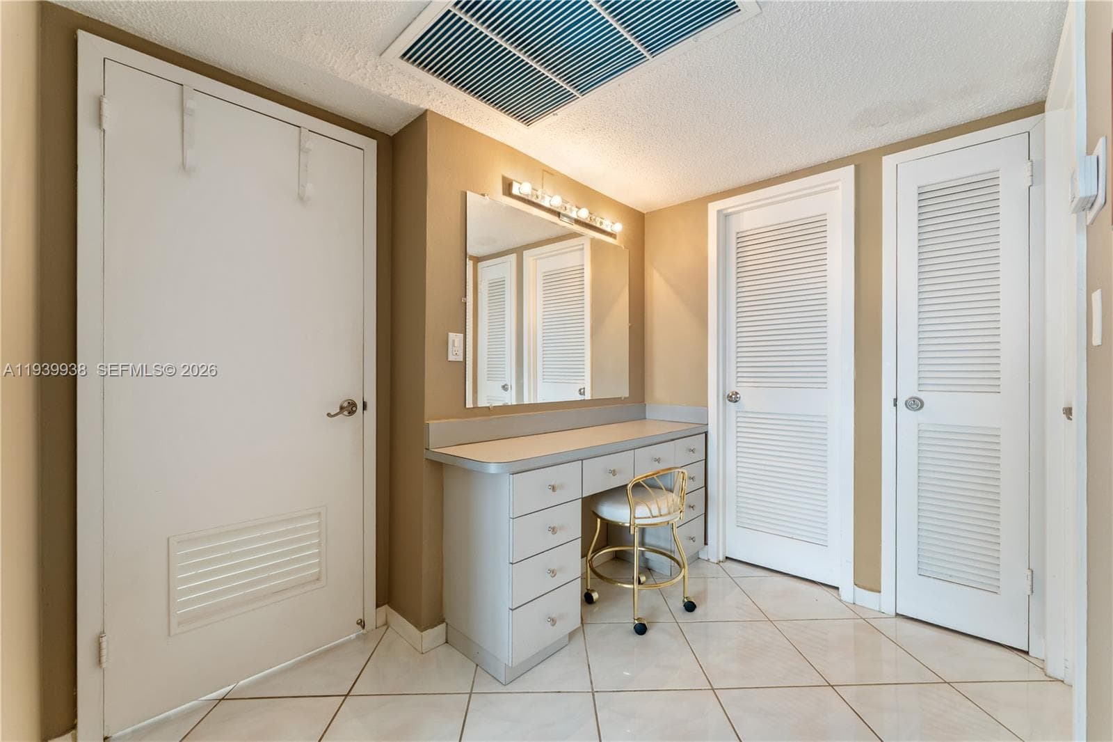 3140 S Ocean Dr 212 photo 13