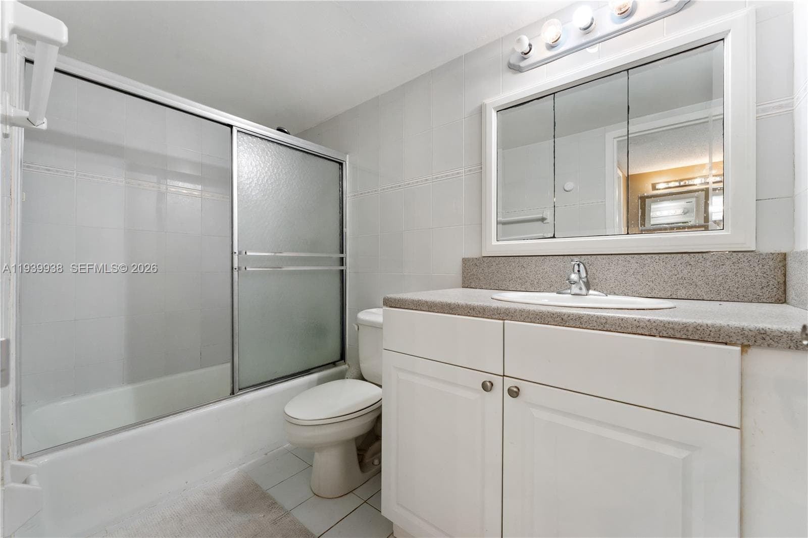3140 S Ocean Dr 212 photo 16
