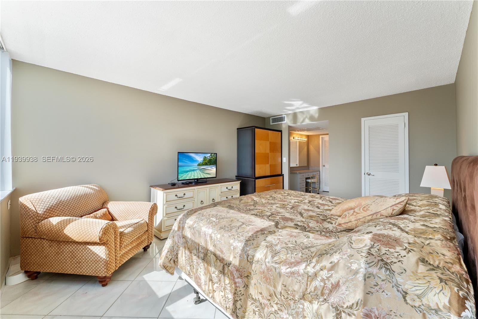 3140 S Ocean Dr 212 photo 11