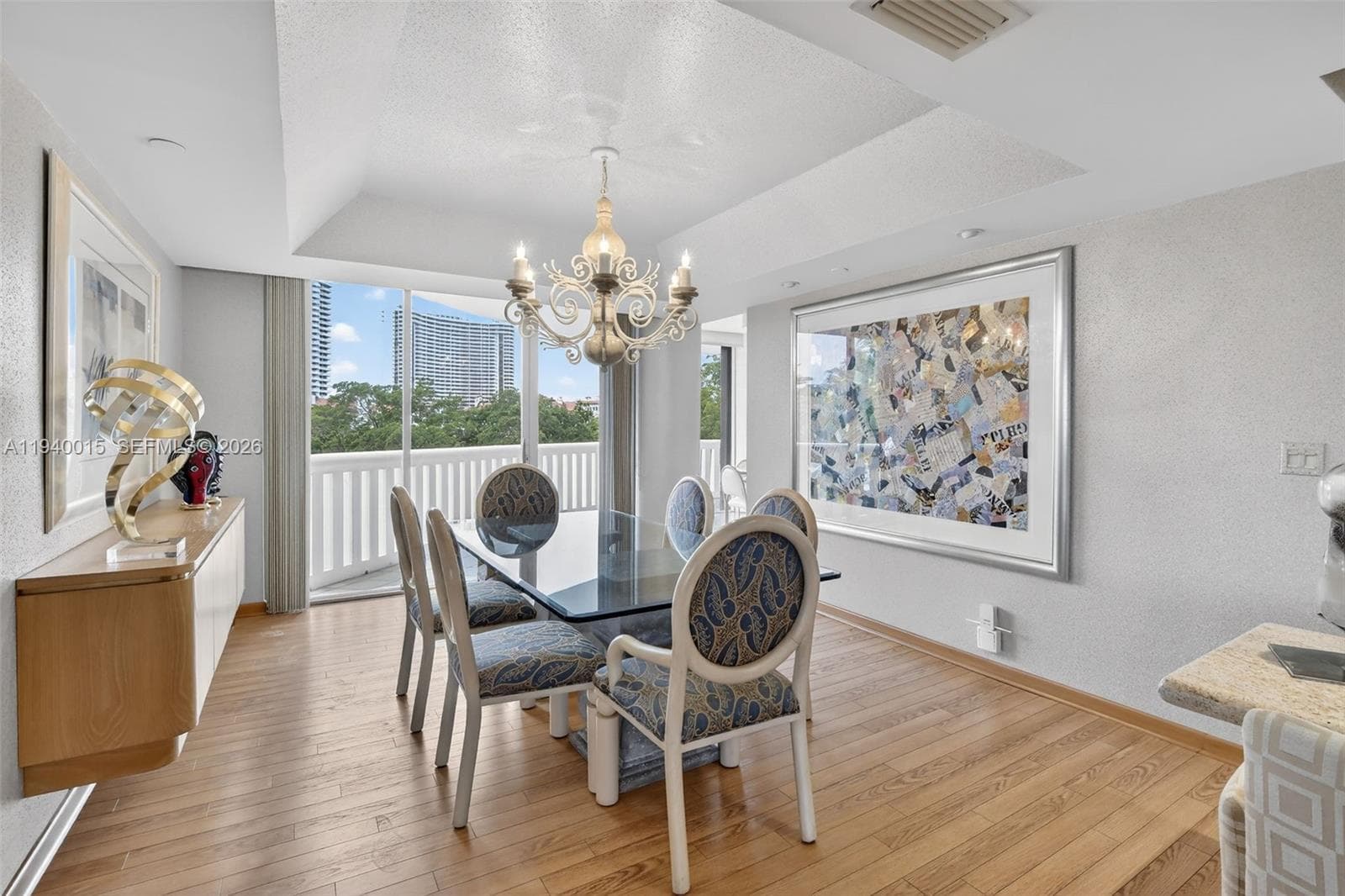 3000 Island Blvd 502 photo 11
