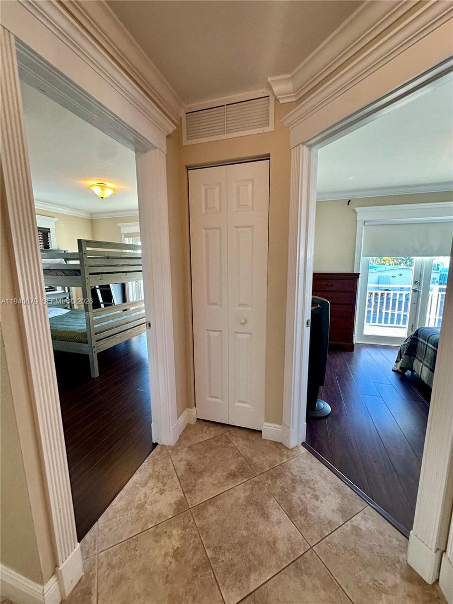 1516 Aqueduct Ln 1 photo 16