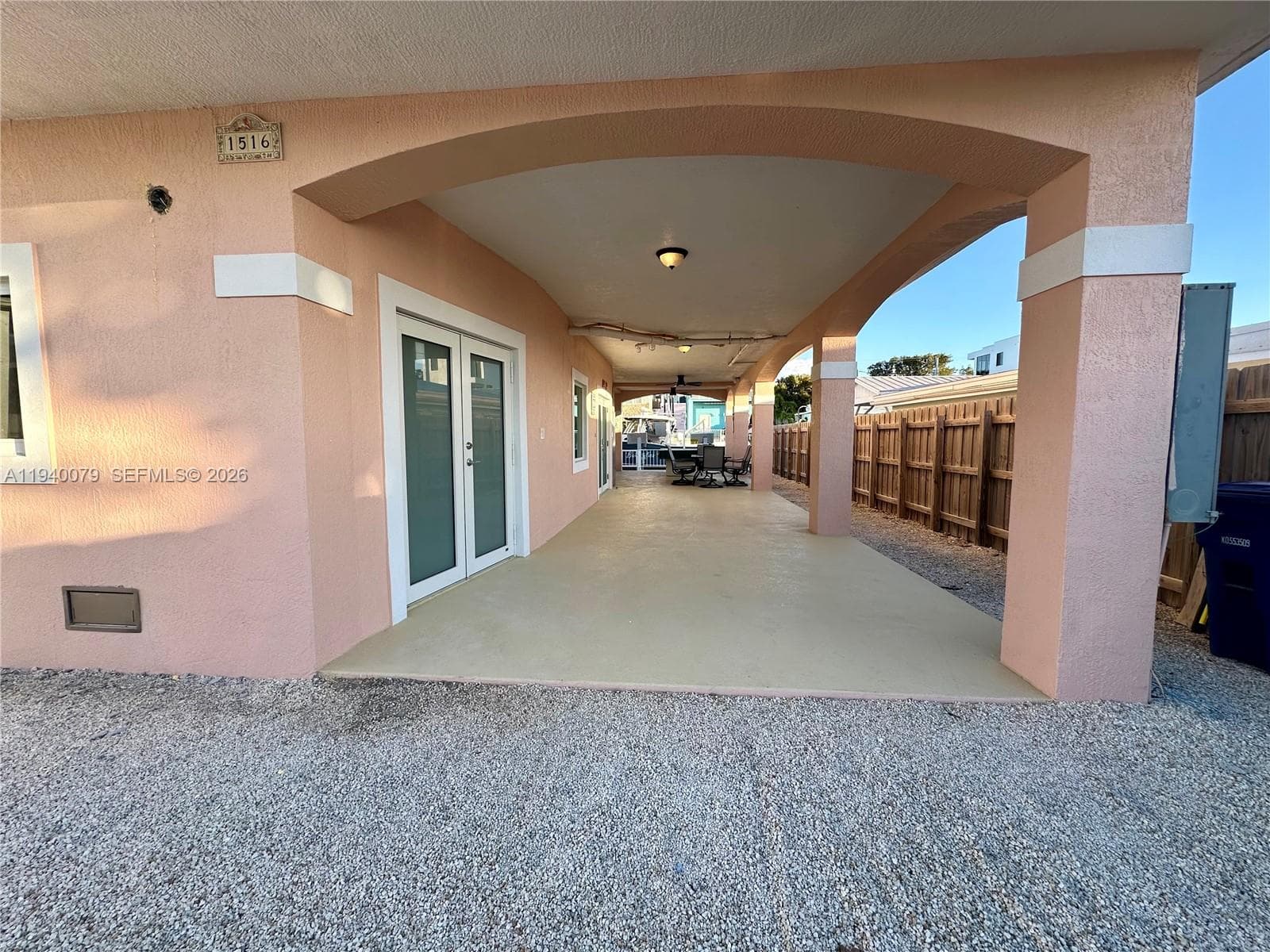 1516 Aqueduct Ln 1 photo 3