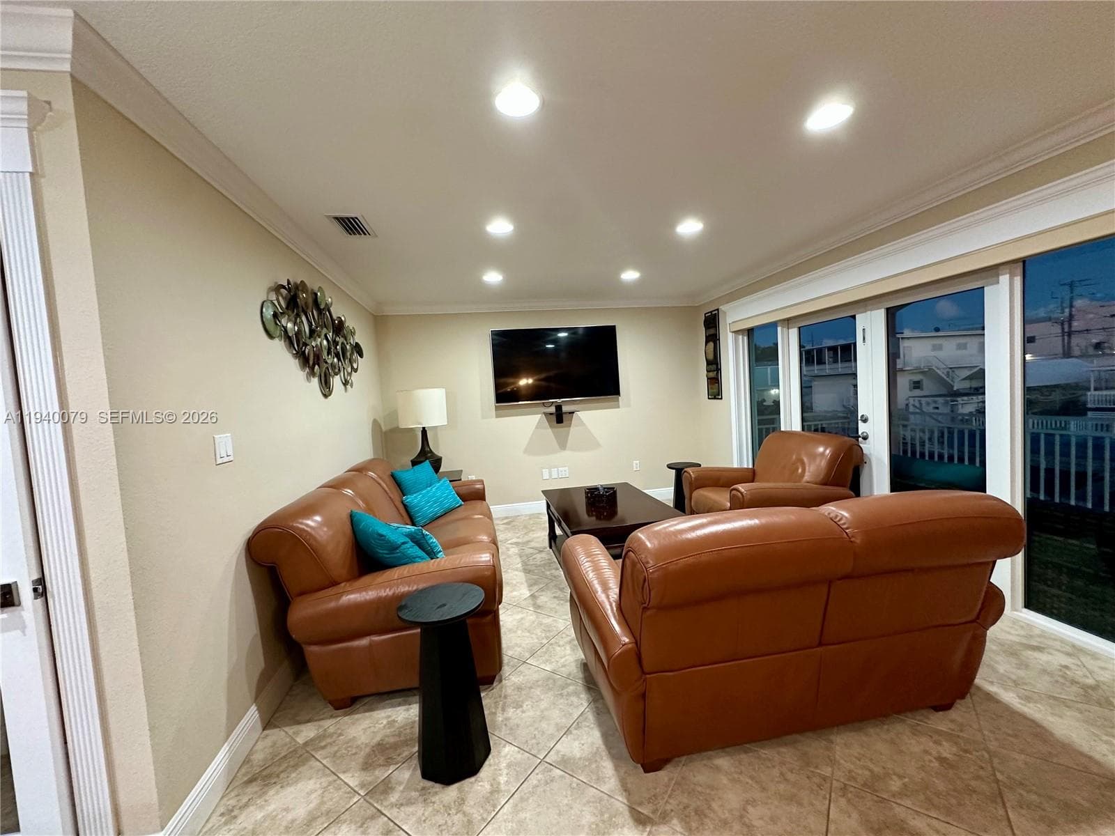 1516 Aqueduct Ln 1 photo 14