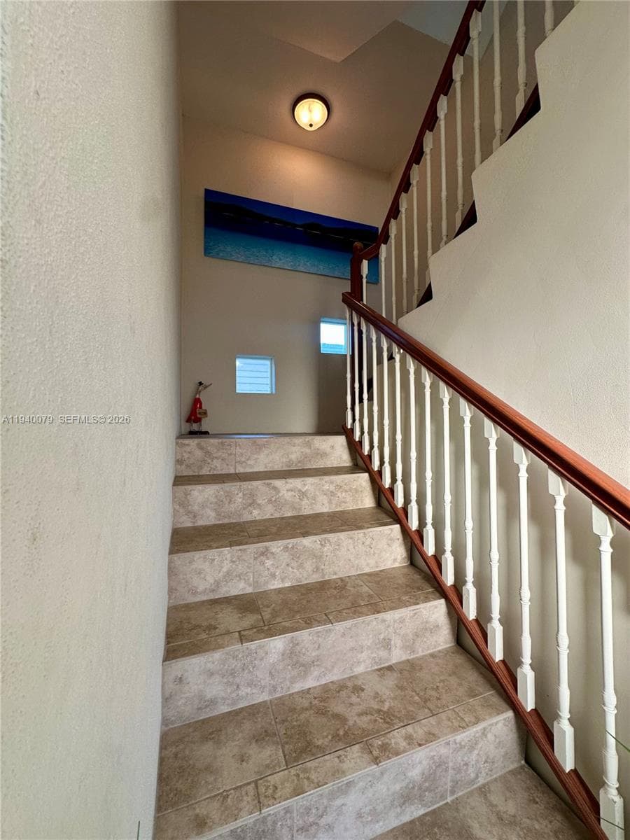 1516 Aqueduct Ln 1 photo 8