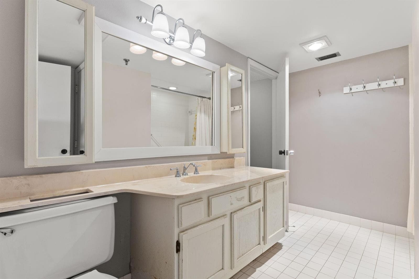 7020 Half Moon Circle 105 photo 19