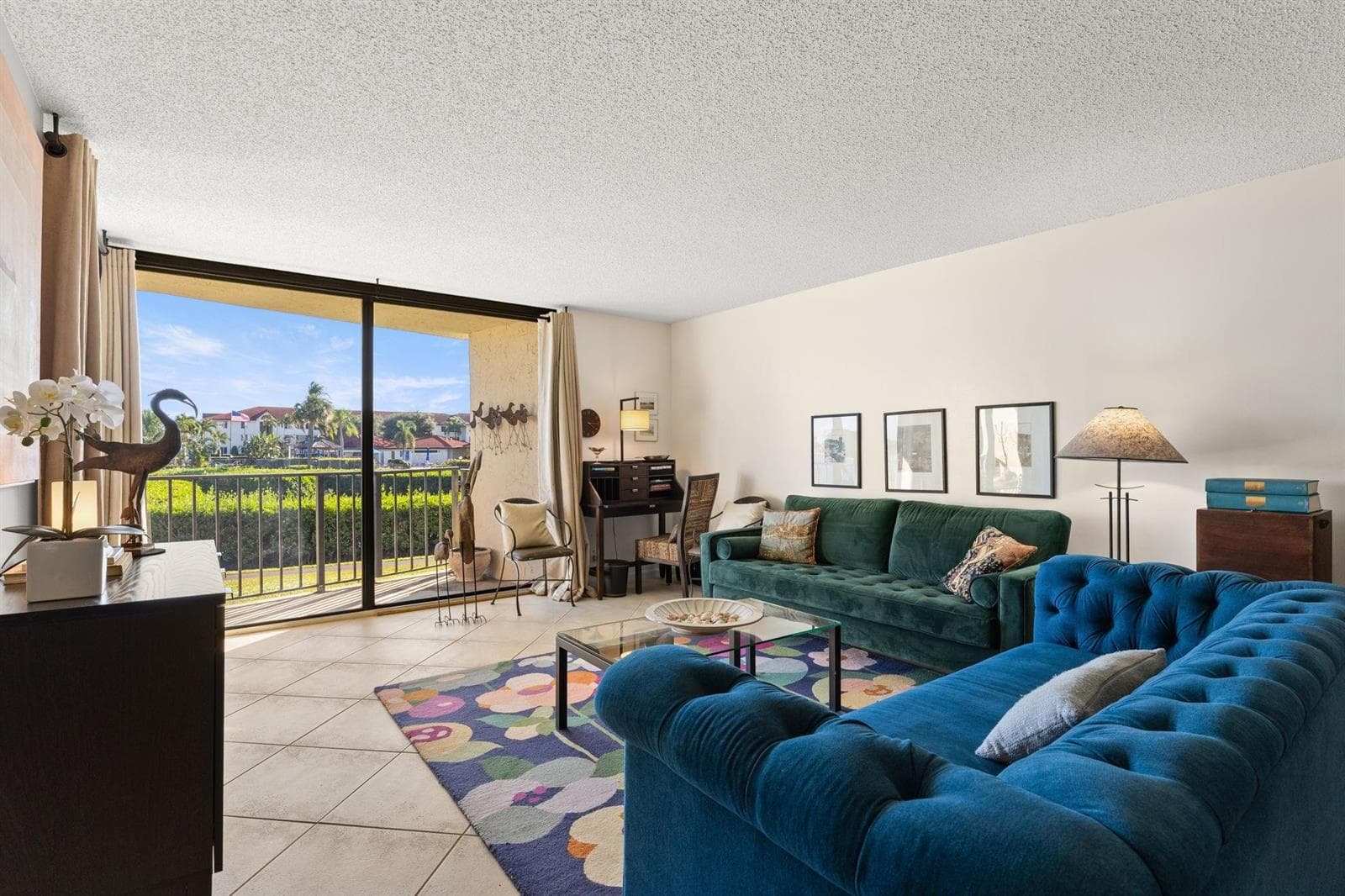 7020 Half Moon Circle 105 photo 4