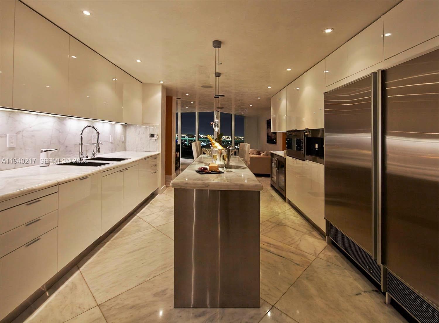 1643 Brickell Ave 2902 photo 12